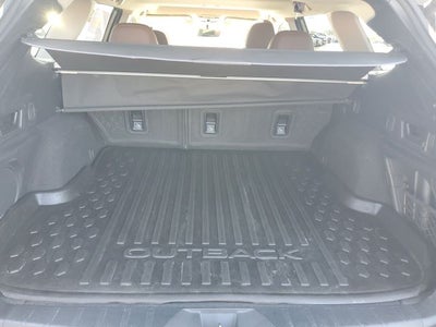 2022 Subaru Outback Touring