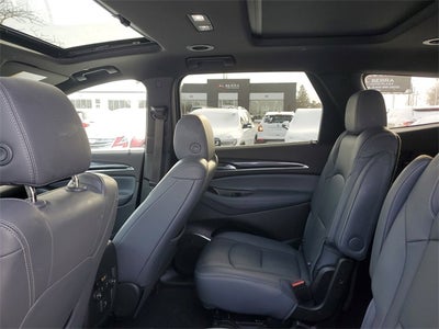 2022 Buick Enclave Essence