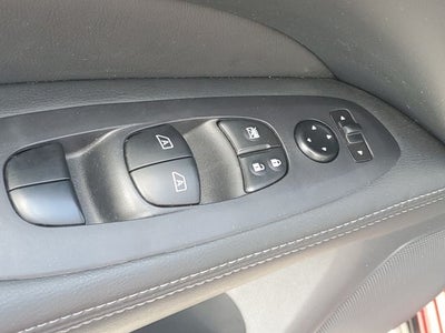 2016 Nissan Pathfinder S