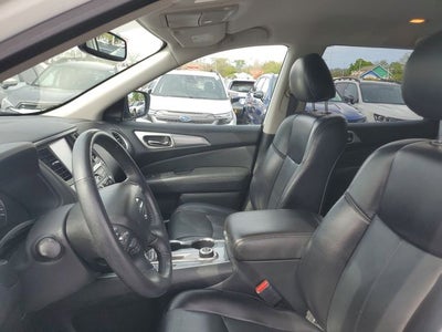 2020 Nissan Pathfinder SL