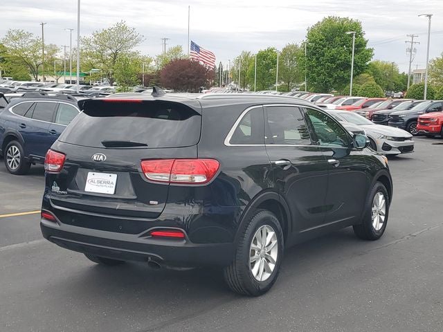2017 Kia Sorento LX
