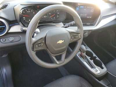 2025 Chevrolet Trax LS