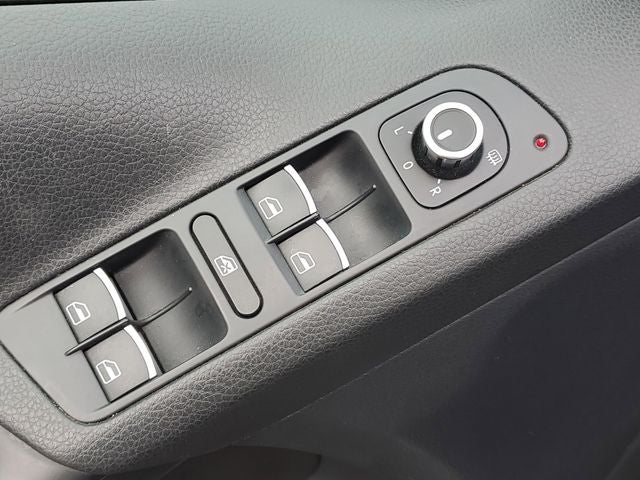 2013 Volkswagen Tiguan SE 4Motion